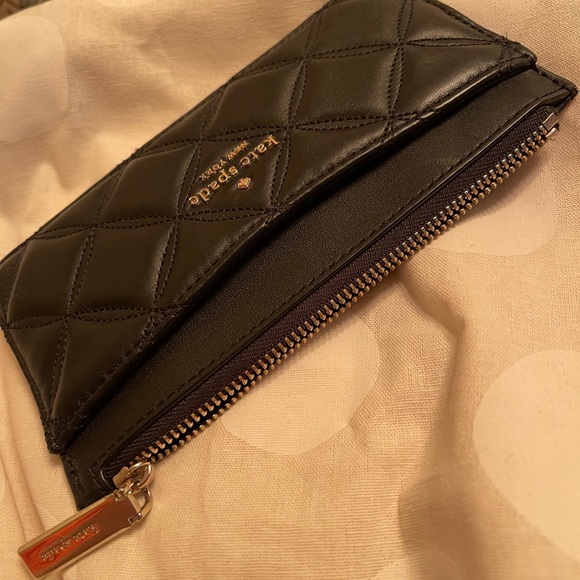 Kate Spade soft leather Zip Long Card Case - Good Used Condition - Picture 7 of 7